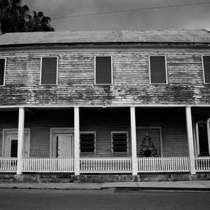 Digital Downloads-Old Key West- Black and White Image-Travel Photography-architecture-home decor-art print-abandoned house-