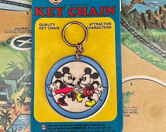 Mickey & Minnie Dancing New Old Stock Vintage Disney Keychain