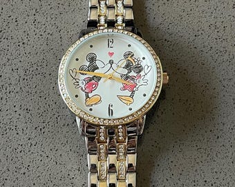 Vintage Seiko SII Minnie Mouse Watch – Women display picture 3
