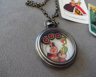 Rare Vintage 1960's Disney Alice in Wonderland Queen of Hearts Pendant & Chain