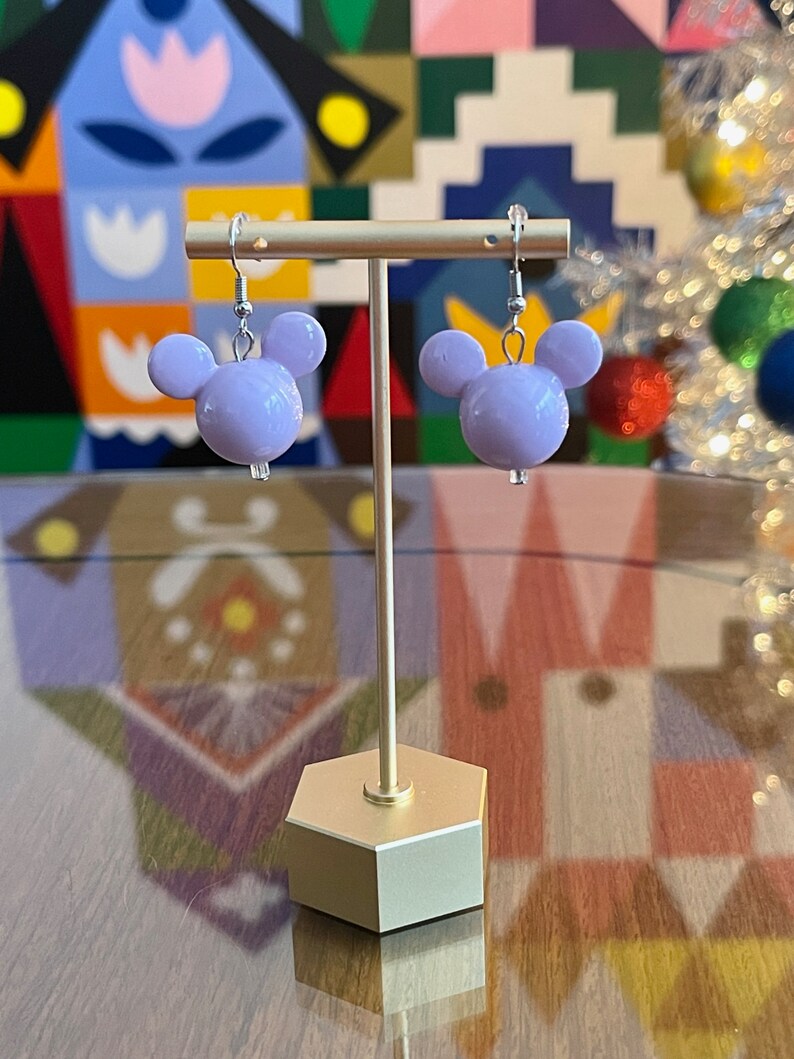 Pendientes de cuentas de Mickey Mouse livianos (varios colores disponibles) Lavender