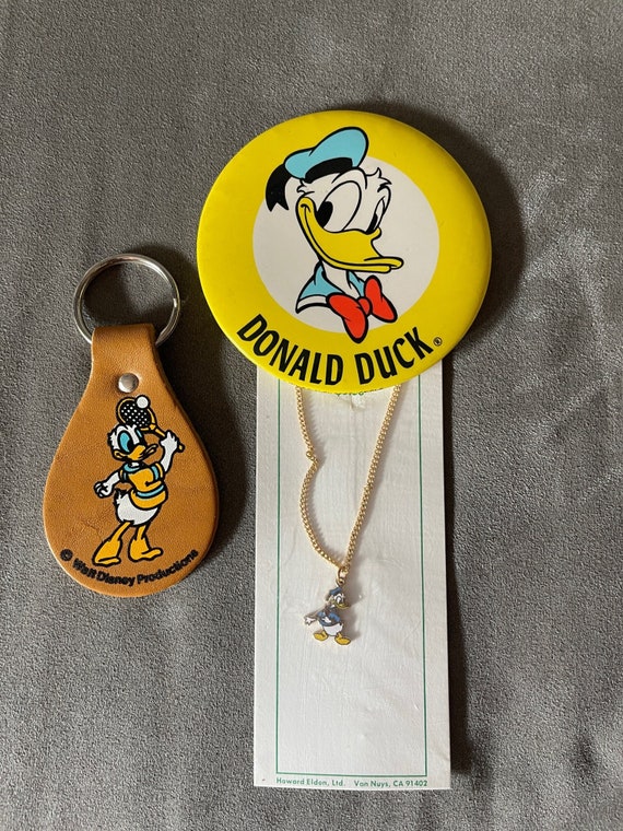 Donald Duck New Old Stock Vintage Disney Set: Key… - image 1