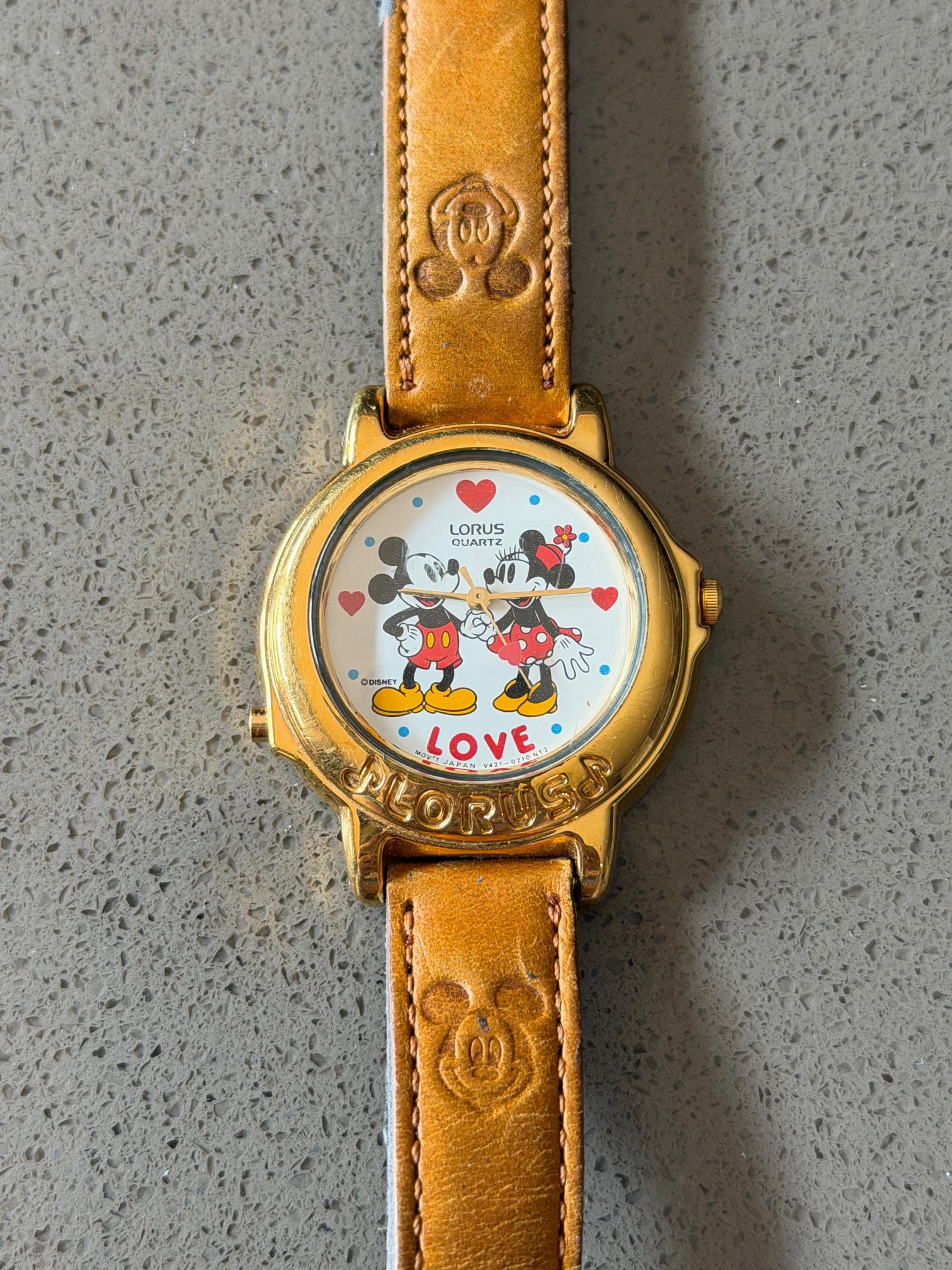 MUSIC ONLY Vintage Mickey & Minnie Mouse Watch Plays  display picture 1