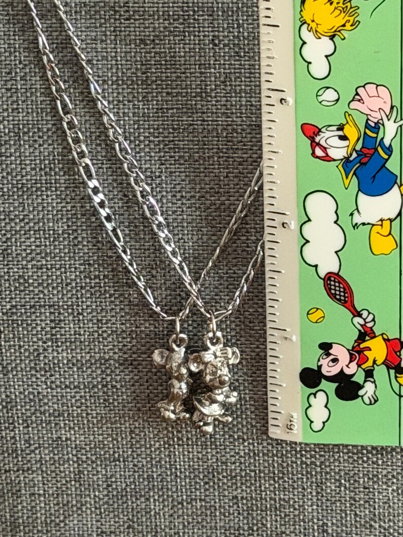 Set of 2 Vintage Minnie & Mickey Mouse Charms on Stainless Steel 18" Necklaces bild 3