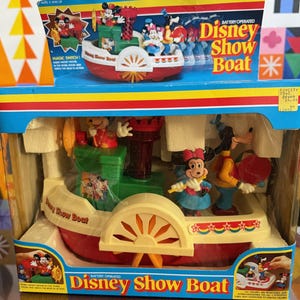 1981ビンテージ　DISNY show Boat 1981 New Old Stock Disney Show Boat Toy Featuring Mickey, Minnie