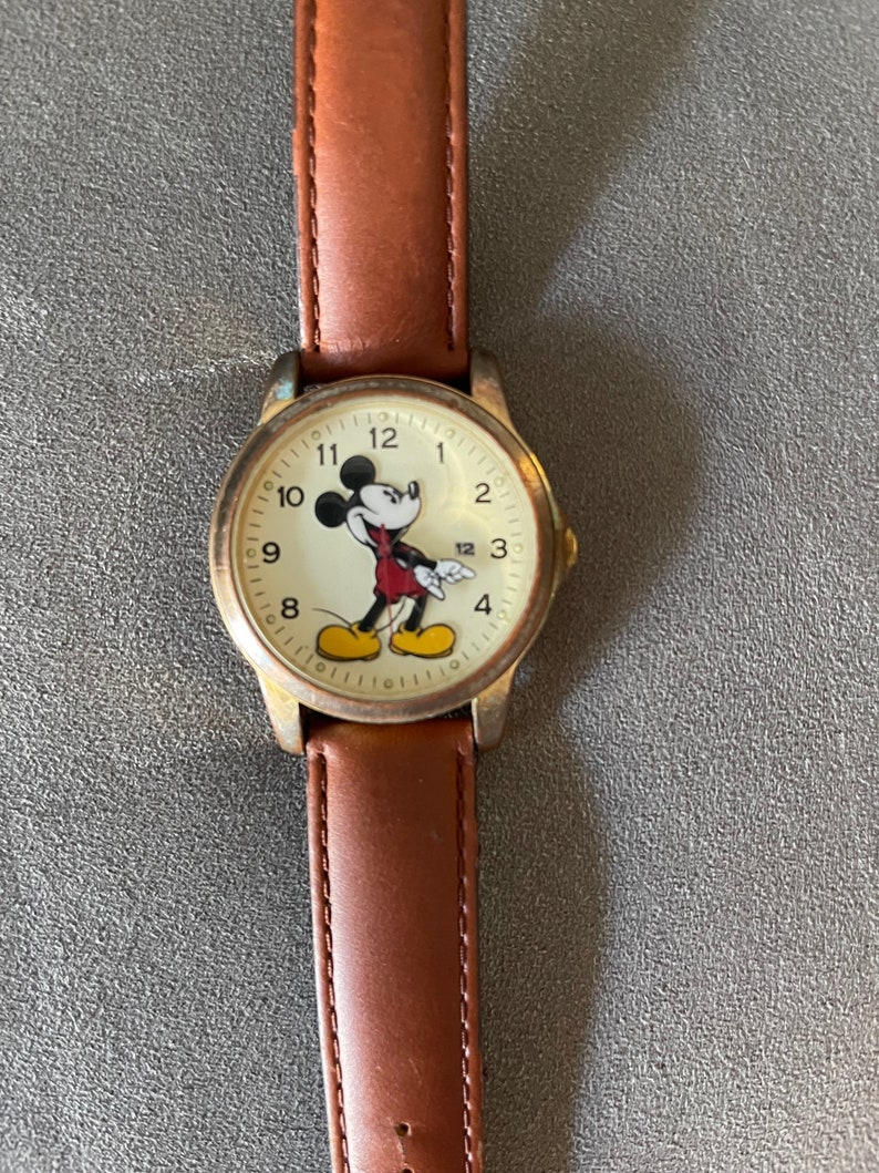 vintage mickey mouse watch