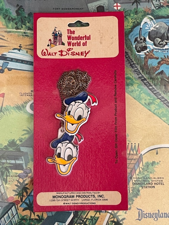 Donald Duck New Old Stock Vintage Disney Necklace 