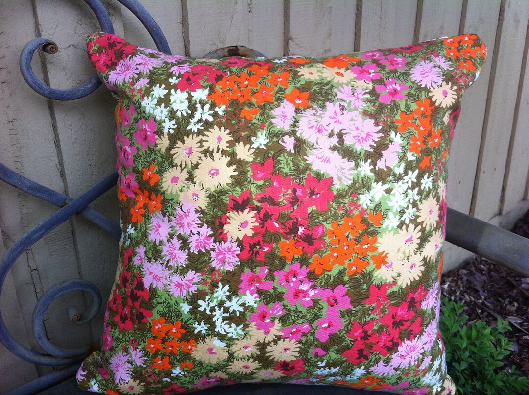 Vintage Bright Floral Design Cushion Cover/pillow Etsy UK