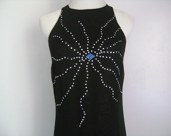 GIANNI VERSACE Versus Italië Zwarte Viscose Rayon Sleeveless Glamorous Evening Cocktail Side Slit Dress Gown w / Rijnsteen Accented 24-38 XS S