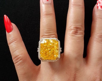 Huge 21 Carat Crushed Ice Radiant Cut Fancy Vivid Yellow Canary Simulated Diamond Cubic Zirconia  Accents Silver Famous Engagement Ring Sz 7