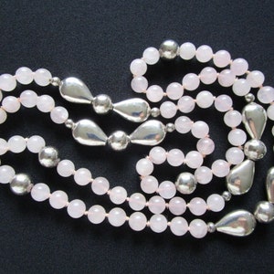 Lovely Vintage Genuine Soft Pink Rose Quartz Stones Round Ball Shaped Bead Necklace Accented With Silver Tone Metal Mother Day Gifts Schmuck