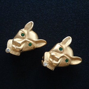 Super Cute Vintage Jackie Collins Matte Finish Gold Plated Egyptian Panther Head Wild Cat Animal Clip Earrings Clear & Green Rhinestone Eyes