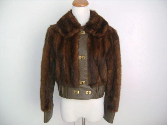 Classic Vintage Chocolate Brown Color Genuine Rea… - image 1
