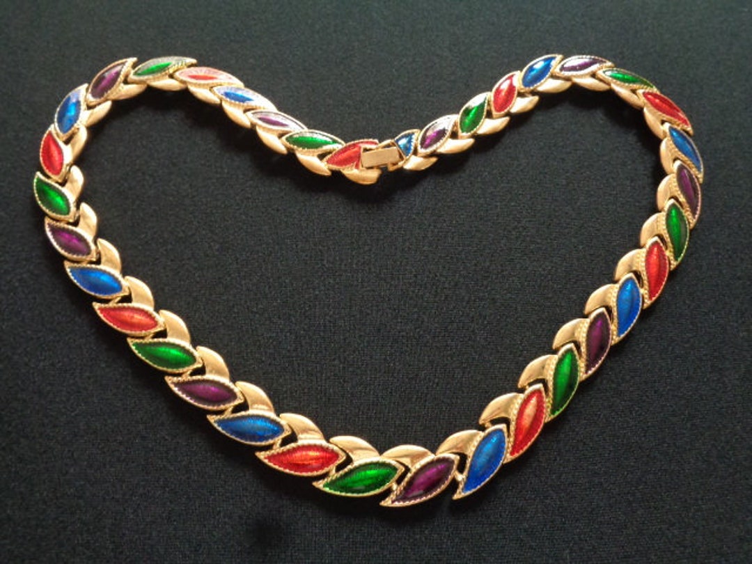 Beautiful Bright Colorful Vintage Jewelry Gold Tone Metal