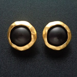 Fabulous Vintage NORMA JEAN An American Designer Jewelry Satin Matte Finish Gold Tone Metal With Black Lucite Bold Space Like Clip Earrings
