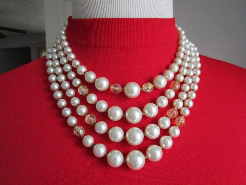 JAPAN Multi-Strand White Luster Faux Pearls /& Clear Orange Spacer Lucite Beads Elegant Silver Tone Leaves Leaf Design Clasp Layered Necklace