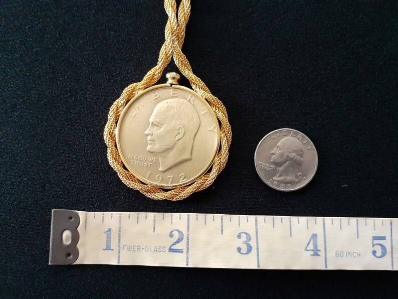 Vintage Gold Tone Plated 1972 Eisenhower Dollar Liberty Eagle Coin Charm Pendant Twist Rope Chain Necklace UNISEX Men Women Jewelry Box/Case zdjęcie 7