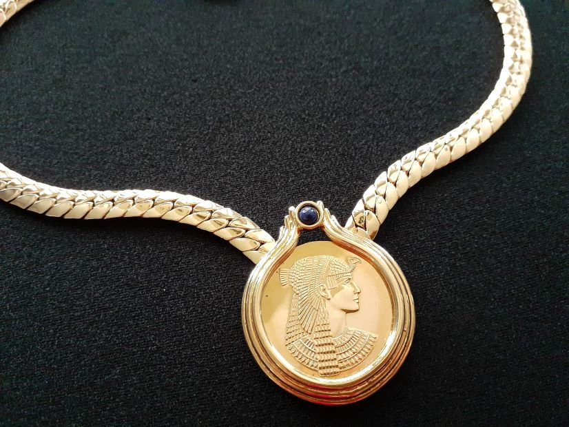 1987 Franklin Mint Egyptian Goddess Queen Cleopatra 22KT Gold