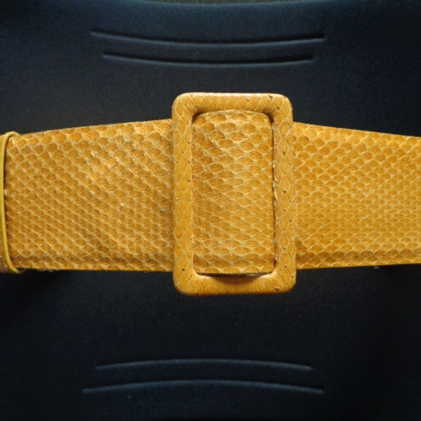 Classic Designer Dolce & Gabbana Made in Italy Fashion Accessories Gorgeous Mustard Yellow Color Genuine Snake Leather Skin Belt Buckle SX S