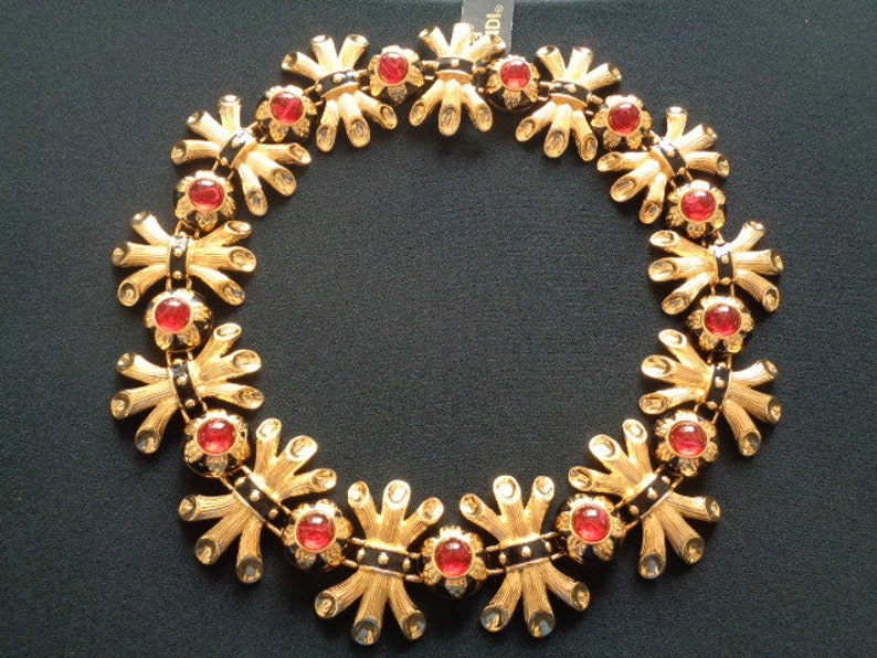 High End Fendi Jewelry 18k Yellow Gold Plated W Dome Shaped Etsy high end fendi jewelry 18k yellow gold plated w dome shaped ruby red gripoix cabochon glass black enamel accents branches design necklace