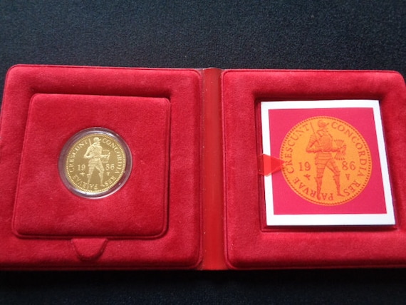 1986 Netherlands 1 Ducat Gold Coin Uncirculated Proof Armored