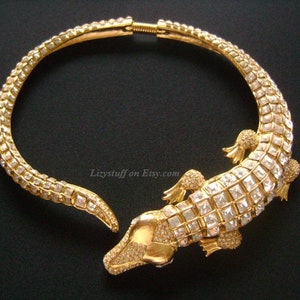 Marvelous KJL Kenneth Jay Lane USA Exotic Animal Reptile Crocodile Alligator Princess Cut Brilliant Crystal Yellow Gold Tone Luxury Necklace