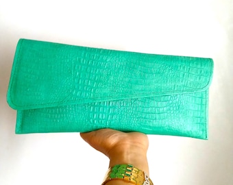 Glamming Vintage Asymmetrical Design Green Color Genuine Skin Leather Gator or Croco Pattern Long Clutch Purse 12" X 5" Women's  Accessories