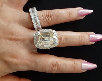 HUGE 21 Carat I-J Color VS2 Clarity Emerald-Cut HPHT/CVD Lab Grown Diamond With Micro Pavé Diamond Accents Fancy Cocktail Silver Sz7 Jewelry