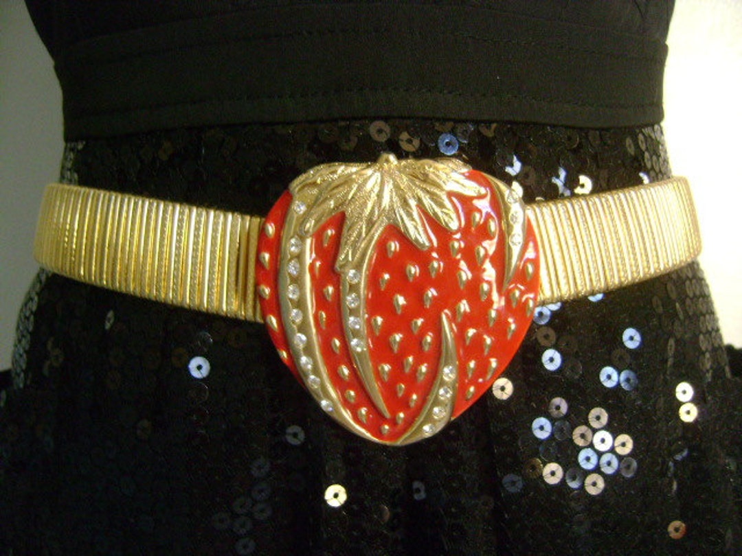 KJL Kenneth Jay Lane Fabulous Red Enamel Sweet Strawberry  display picture 3