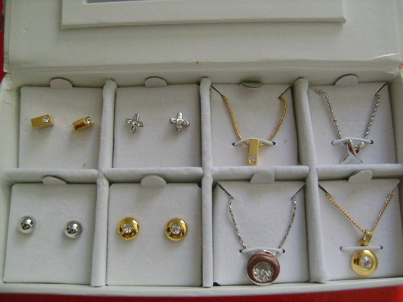 Designer PIERRE CARDIN Fashion Bijoux 8 Piece Stud Earrings and Pendants Necklaces Jewellery Sets Original Presentation Gift Box With Mirror