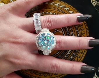 HUGE 21 Carat VVS2 Clarity Brilliant Round Cut Fancy Ice Blue Color Lab Grown Diamond &Colorless Diamond Accents Glamorous Cocktail Ring 7.5