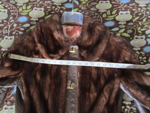 Classic Vintage Chocolate Brown Color Genuine Rea… - image 6