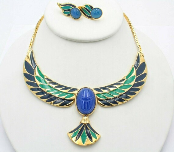 Franklin Mint Jewel of the Nile Carved Cabochon Onyx Scarab Beetle