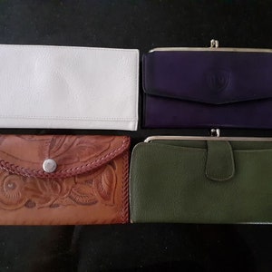 Lot 4 Stück Vintage Brieftaschen Princess Gardener Mexiko Baronet Echtes Leder Bifold Brieftasche Kiss Lock Reißverschluss Kreditkarte ID Snap Button Brieftasche