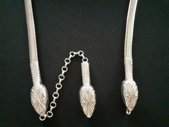 Wild Vintage Silver Tone Metal Triple Headed Snake Serpent  display picture 3
