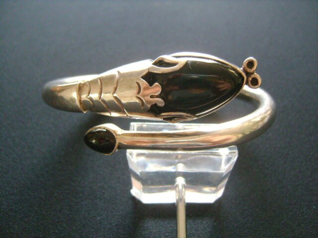 Vtg Mexico Silver .925 Bracelet with Green Stone Carved