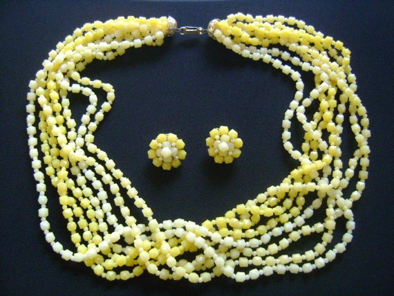 Lovely Vintage Hong Kong Multi Layer 8 Strands Br… - image 2