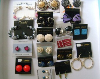 Lots 18 Pairs Vintage Colorful Mixed Varieties of Styles