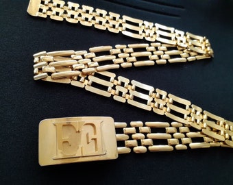 80s Vintage Gold Chain ESCADA Charm Belt Gold Metallic  display picture 1