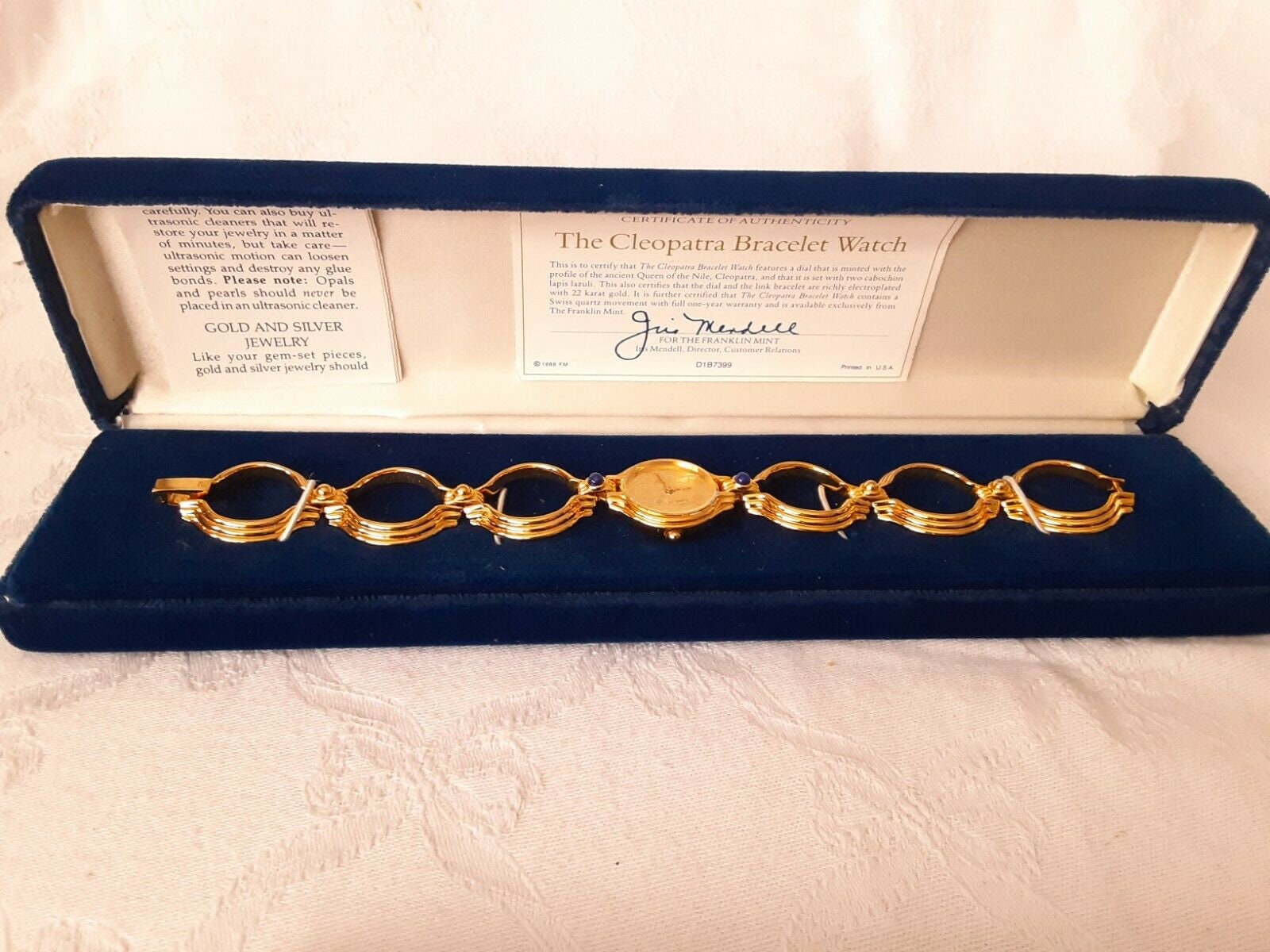 1988 FRANKLIN MINT Egyptian Queen Cleopatra Swiss Quartz