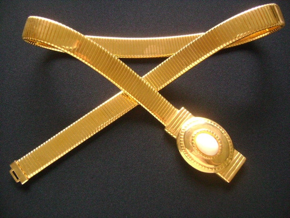 Fabulous Accessocraft NYC Polished Finish Omega Snake Chain  display picture 3