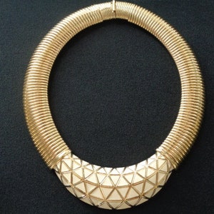 Vintage NINA RICCI Haute Couture Runway Shiny Omega Chain Gold Tone With White/Cream Enamel Accents Collar Necklace Geometric Design Jewelry