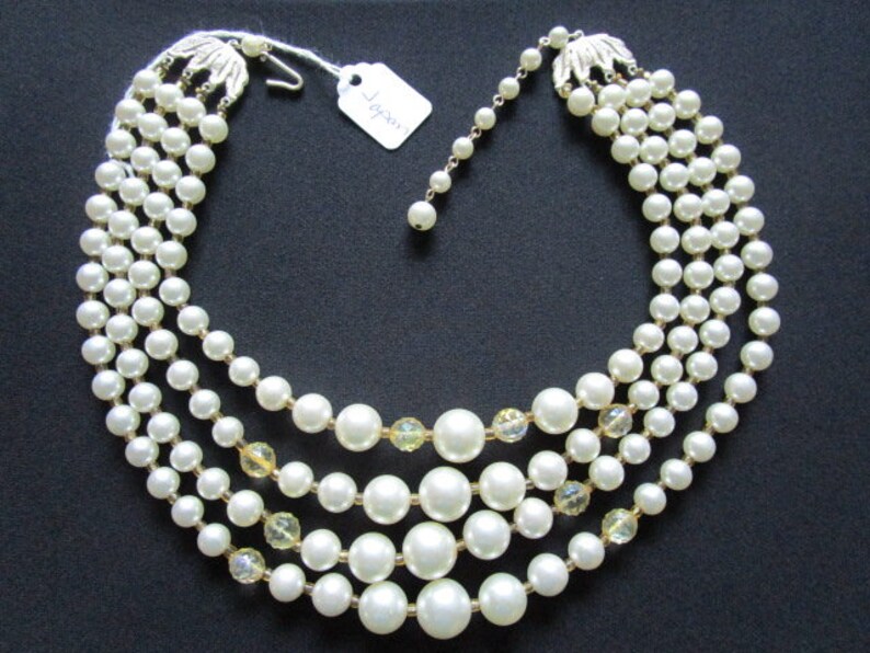 JAPAN Multi-Strand White Luster Faux Pearls /& Clear Orange Spacer Lucite Beads Elegant Silver Tone Leaves Leaf Design Clasp Layered Necklace
