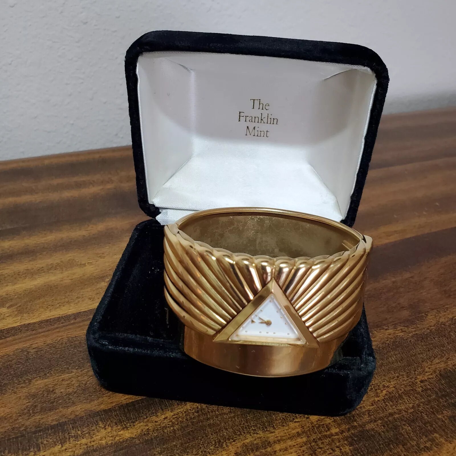 1988 Franklin Mint by Alfred Durante Pyramid 22KT Yellow Gold