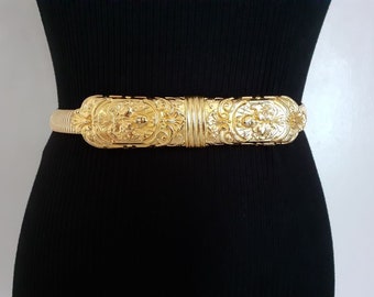 ACCESSOCRAFT NYC Fashion Accessories Ornate Gold Tone Metal Omega Snake Chain With Etruscan Style Buckle Stretchy Belt Size XS Small 24" 28"