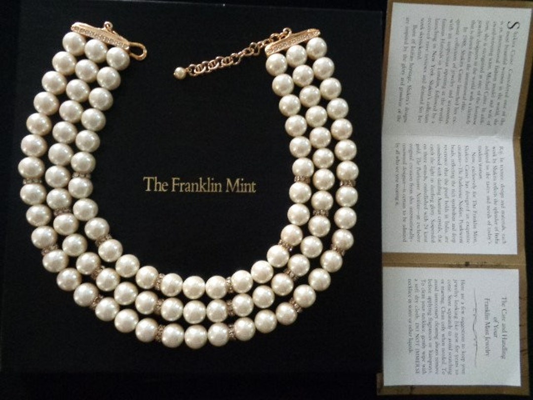 FRANKLIN MINT Shakira Caine Pearlessence 3-strand Luminous Faux