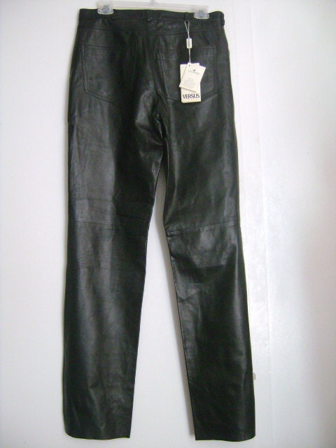 Classic VERSACE Versus Made in Italy 100% Genuine Black Leather