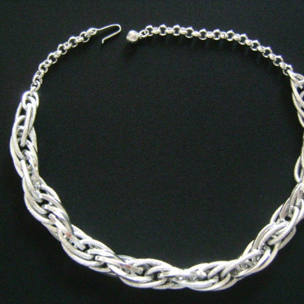 Vintage W Germany Fashion Jewelry Accessories Textured & Polished Finish Silver Tone Aluminum Metal Interlocking Double Chain Link Necklace