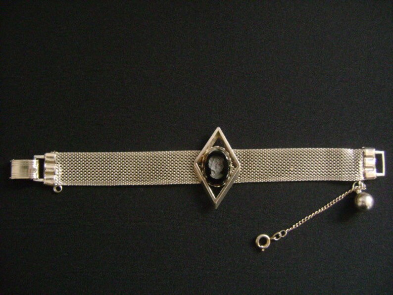 Elegant Vintage Victorian Revival Style Silver Tone Woven Mesh Black Glass Carved Lady Cameo Bracelet Safety Chain /& Dangle Ball Bead Accent