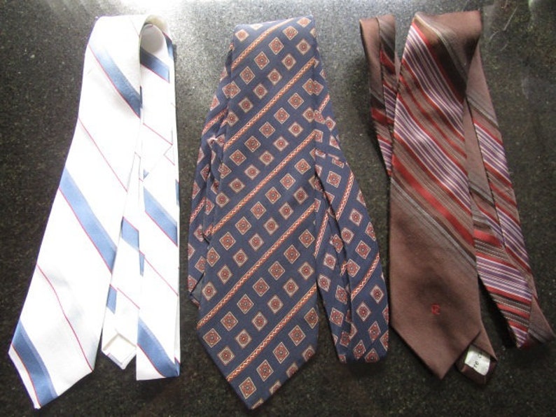 Necktie Lot of 3 Vintage Pierre Cardin Made in Italy 7TH Avenue Liebert Mervyn/'s Men/'s Collection White Blue Brown Designers Neck Wear Ties